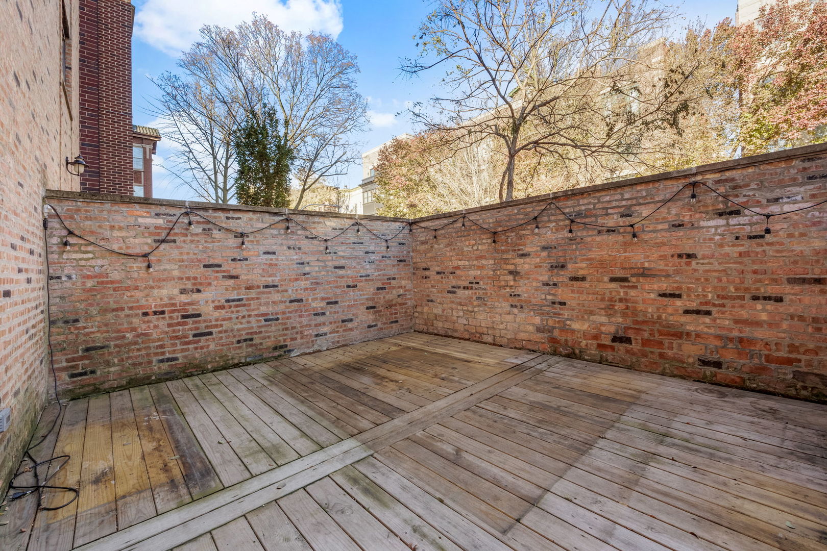 711 W Melrose Street Unit: E1