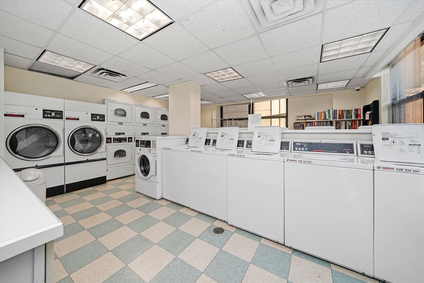 1445 N State Parkway Unit: 1202