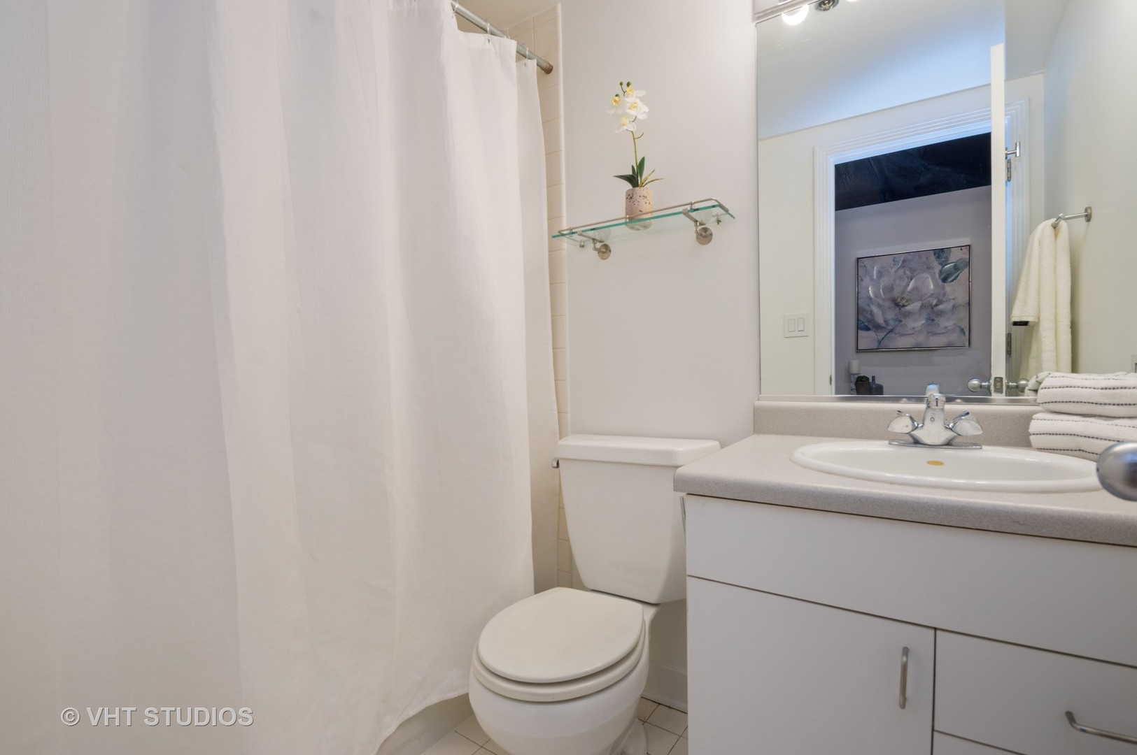 411 W ONTARIO Street Unit: 229