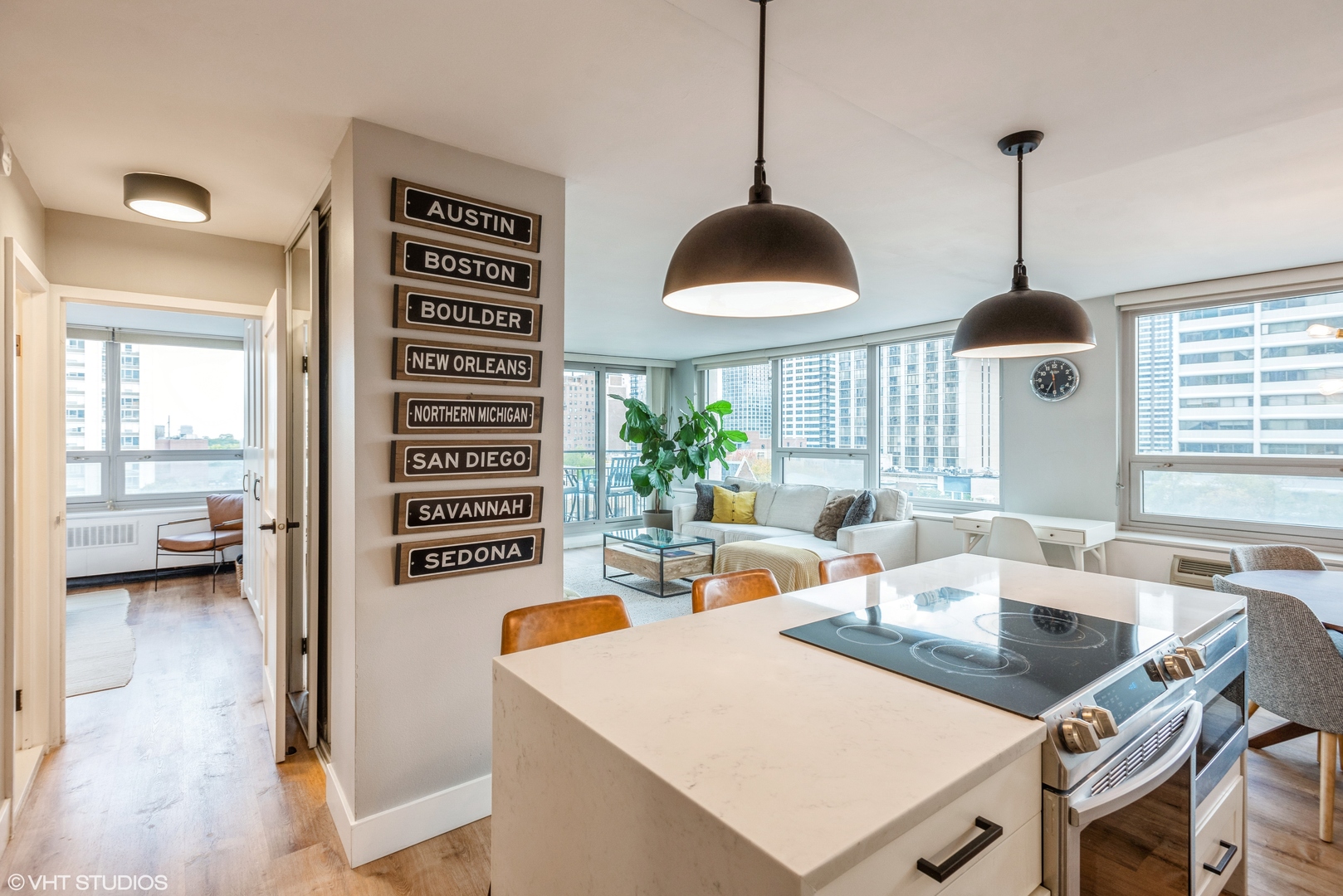 88 W Schiller Street Unit: 801