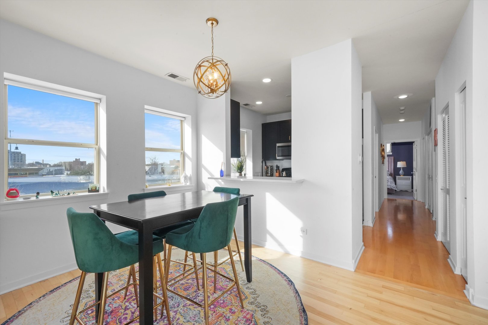 1270 S Blue Island Avenue Unit: 301