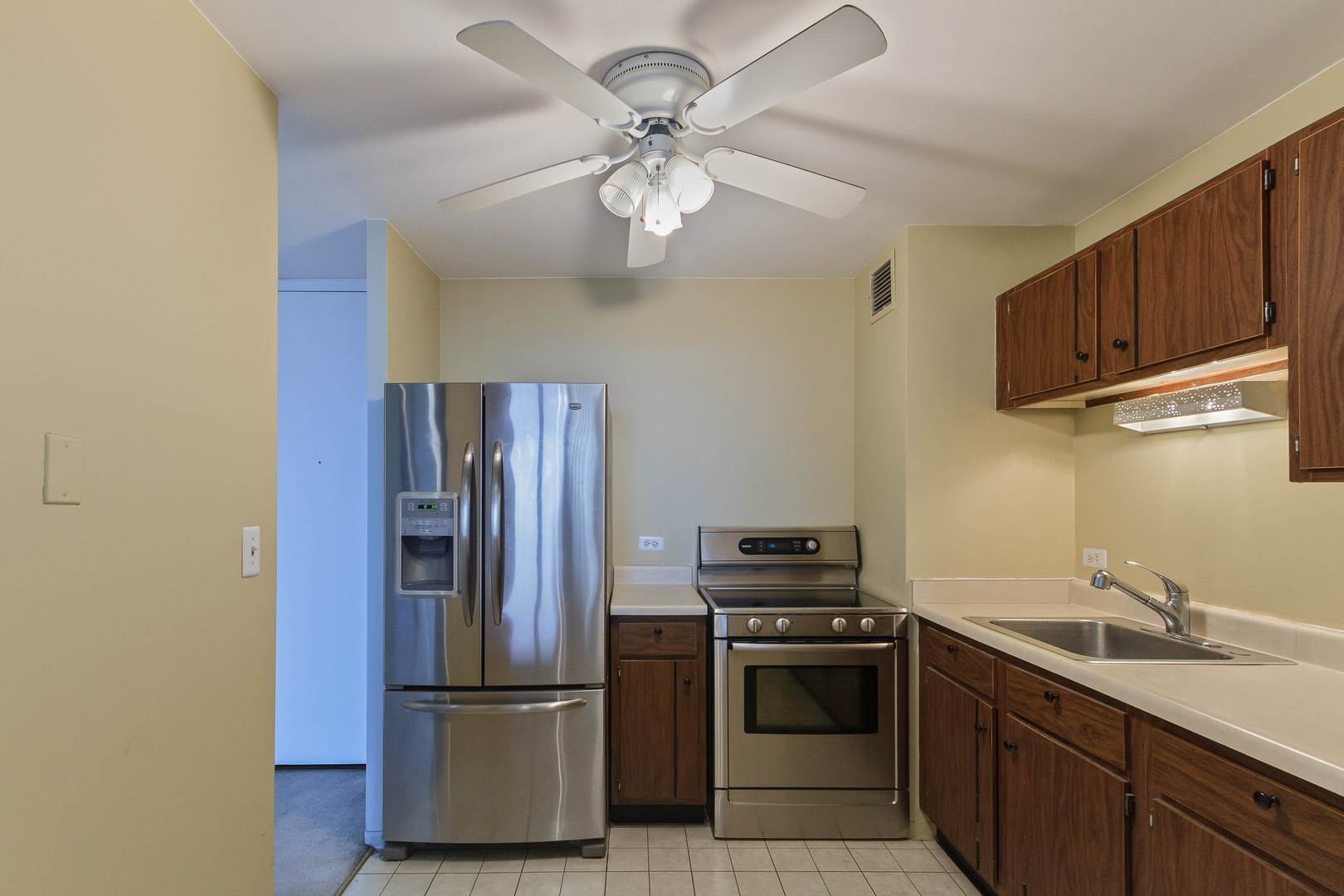 1636 N Wells Street Unit: 1209