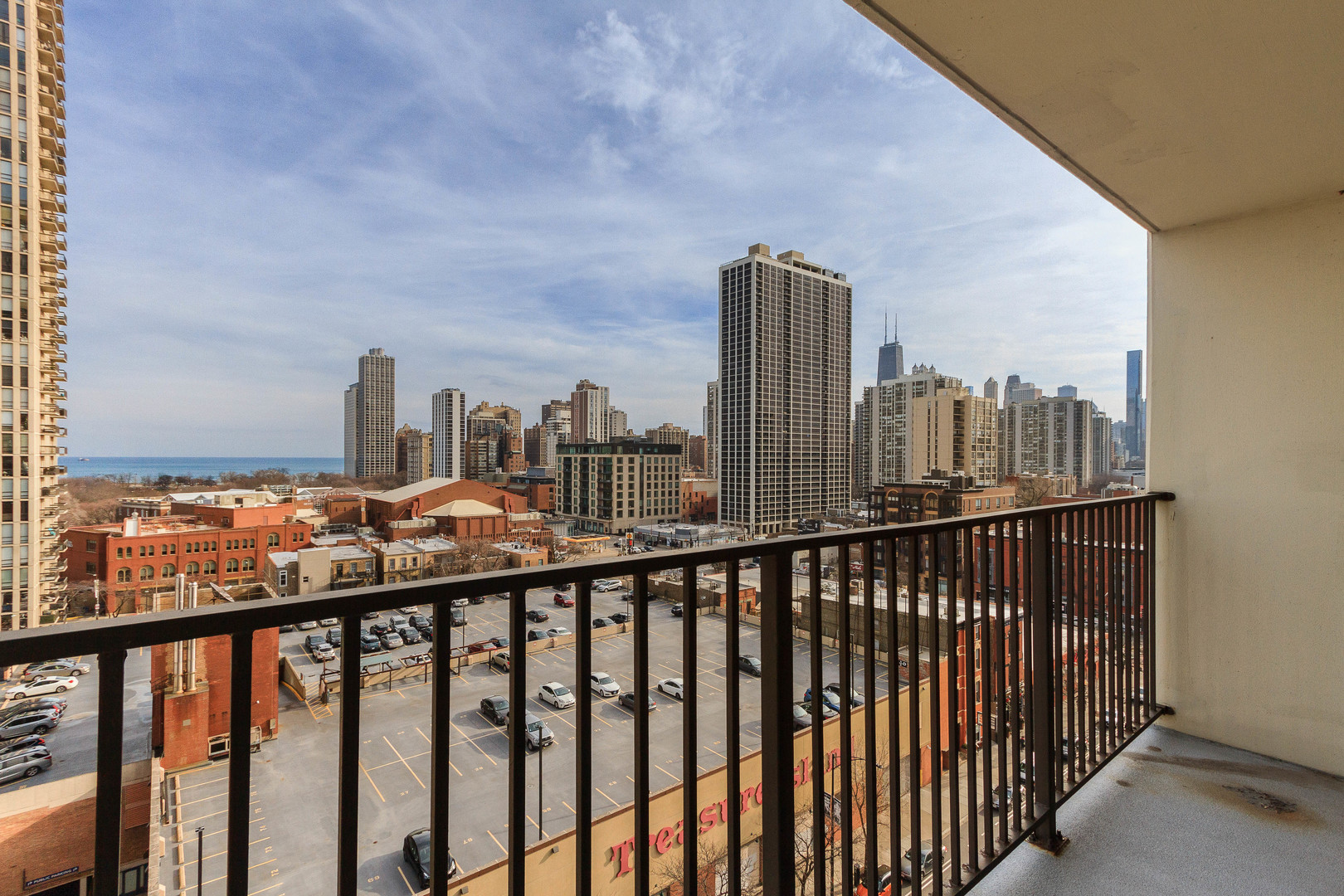 1636 N Wells Street Unit: 1209