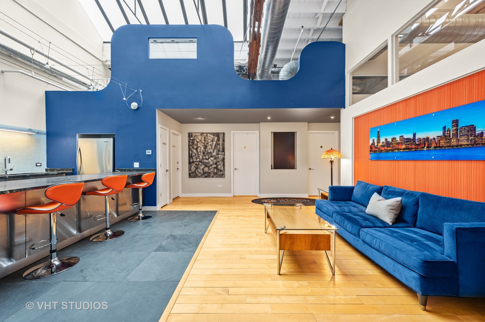 1605 S MICHIGAN Avenue Unit: 201