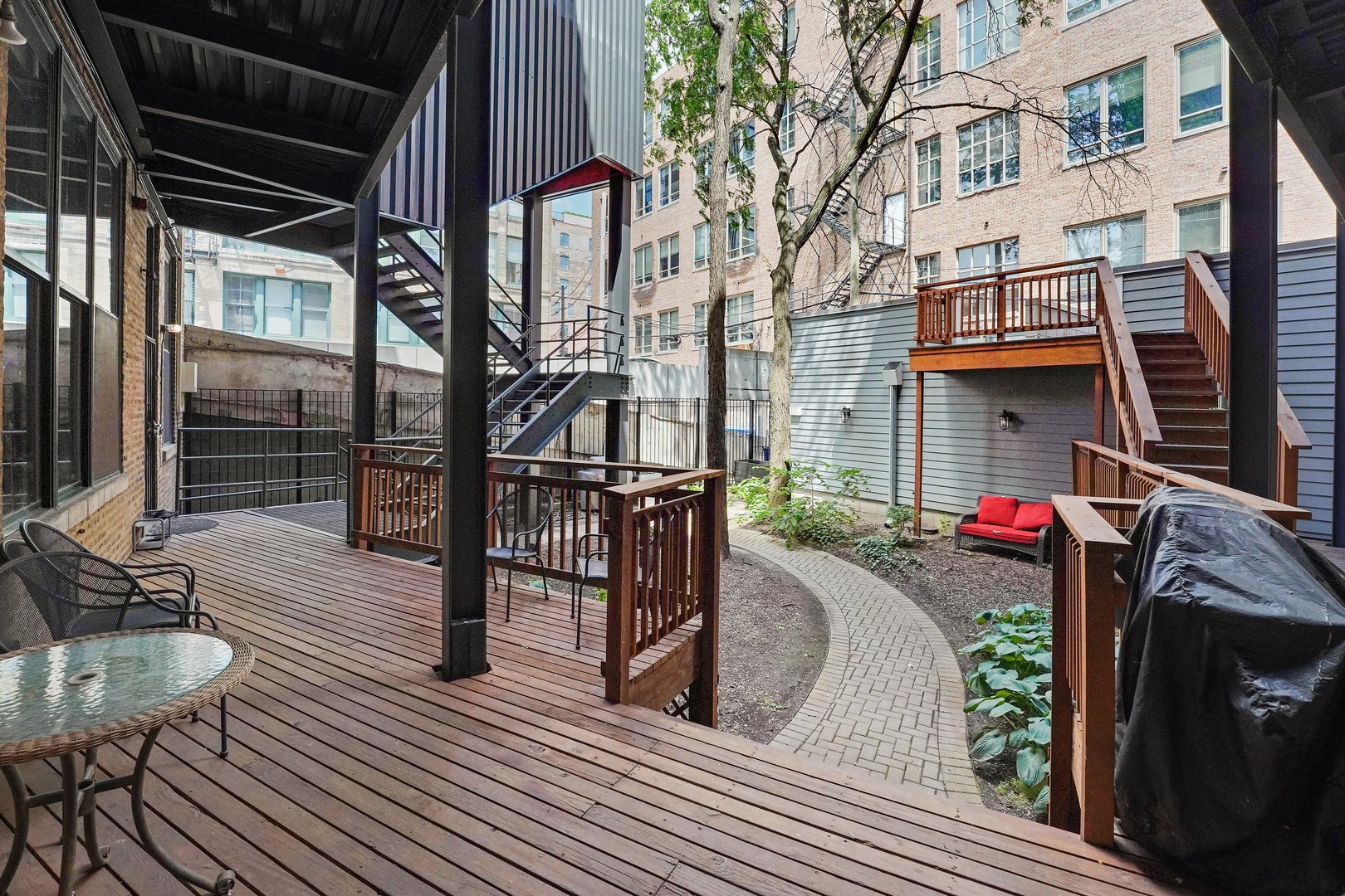 331 S Peoria Street Unit: 403