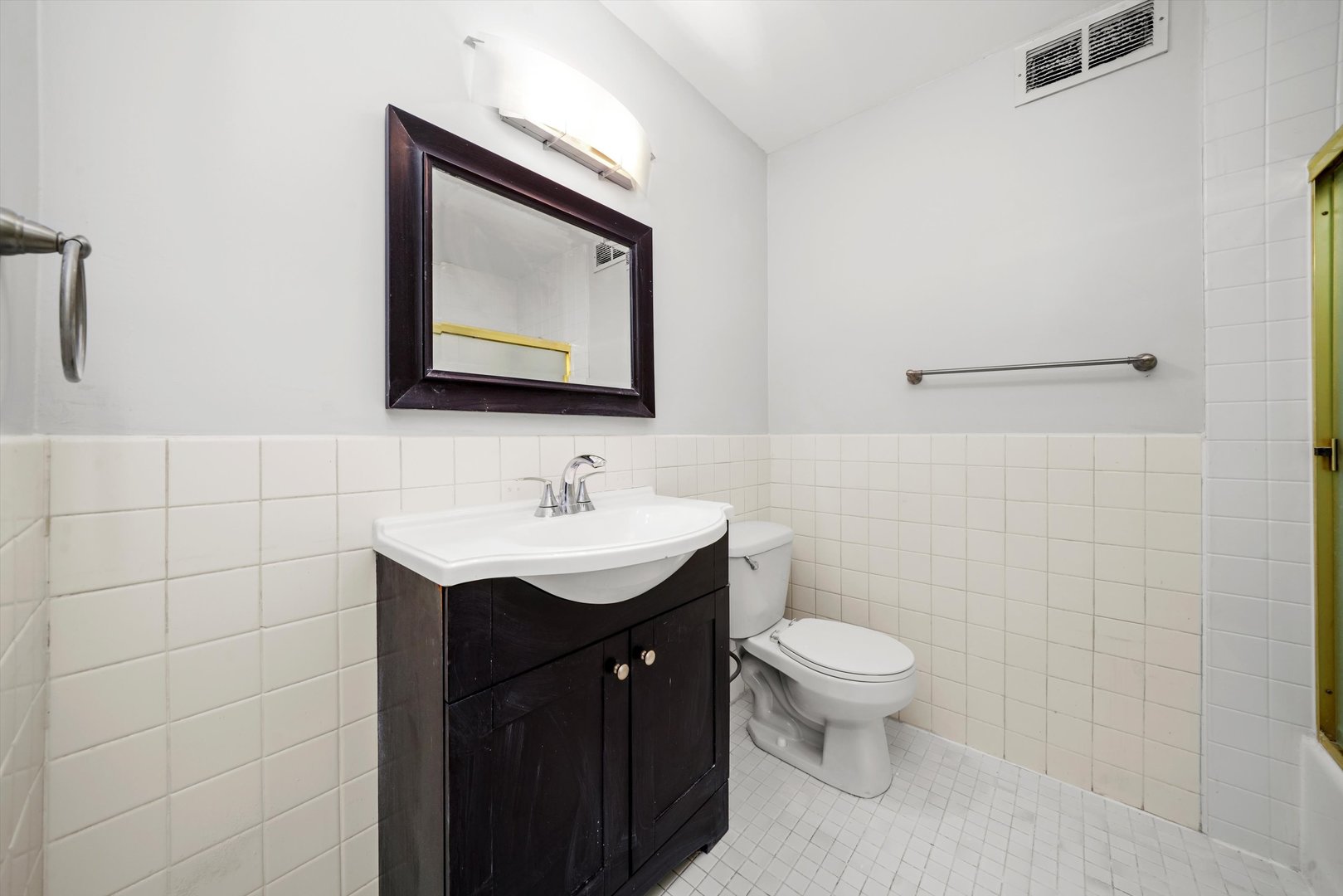4250 N Marine Drive Unit: 630
