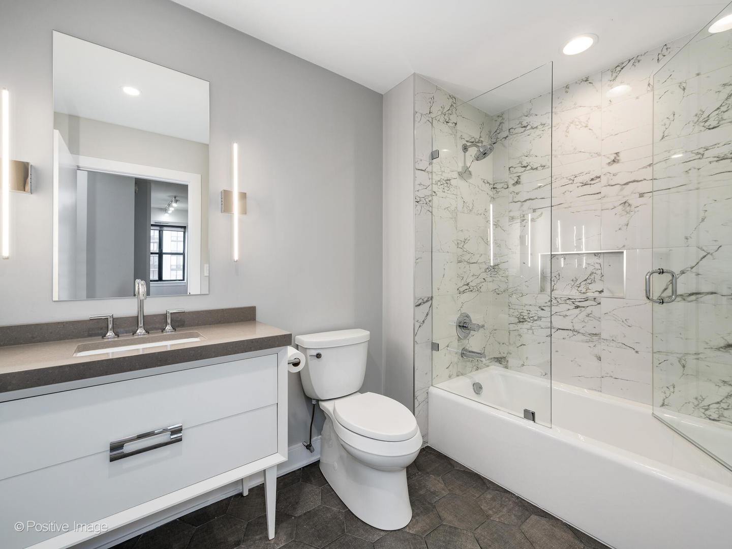 451 W HURON Street Unit: 1108