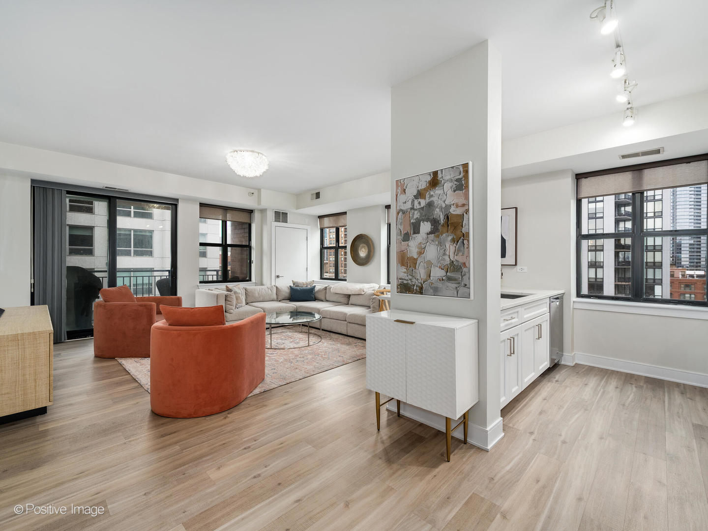 451 W HURON Street Unit: 1108