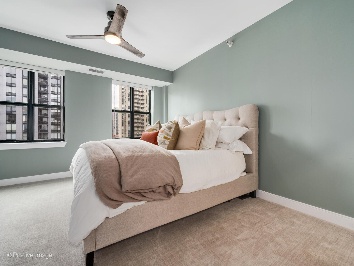 451 W HURON Street Unit: 1108