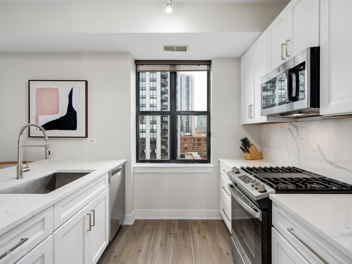 451 W HURON Street Unit: 1108
