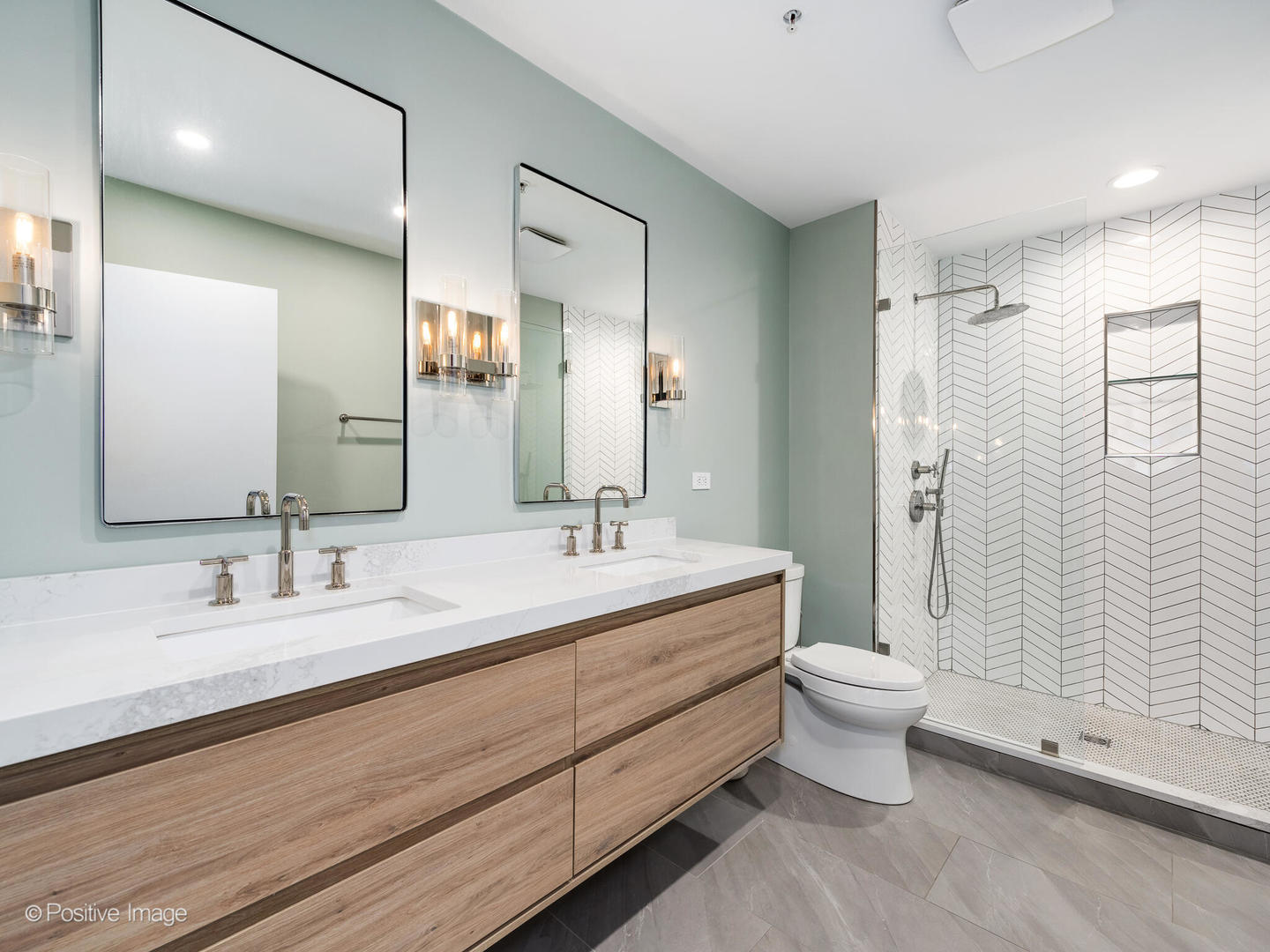 451 W HURON Street Unit: 1108