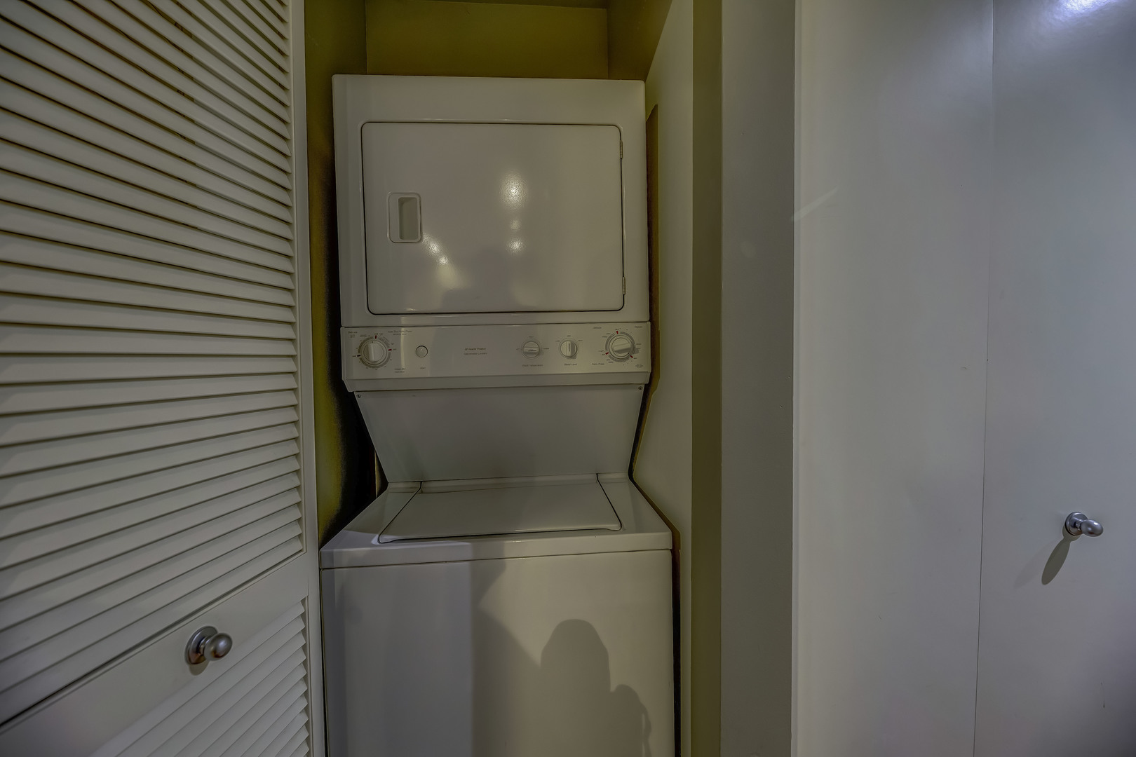 1322 S Prairie Avenue Unit: 1307