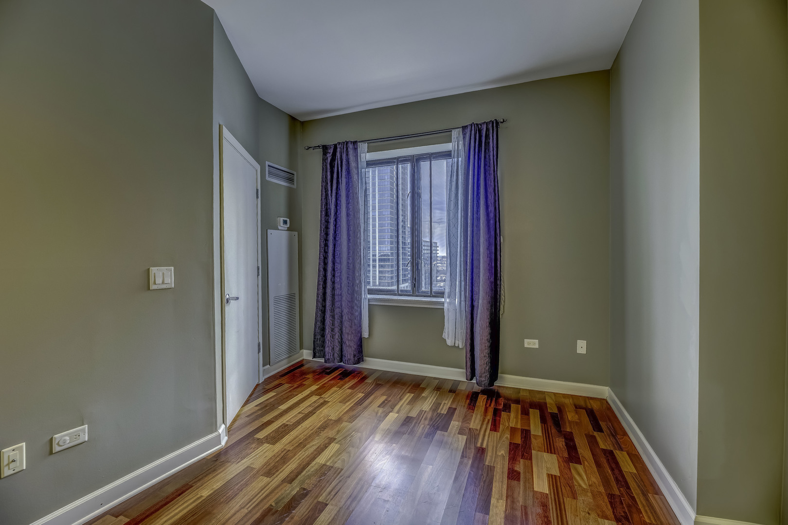 1322 S Prairie Avenue Unit: 1307