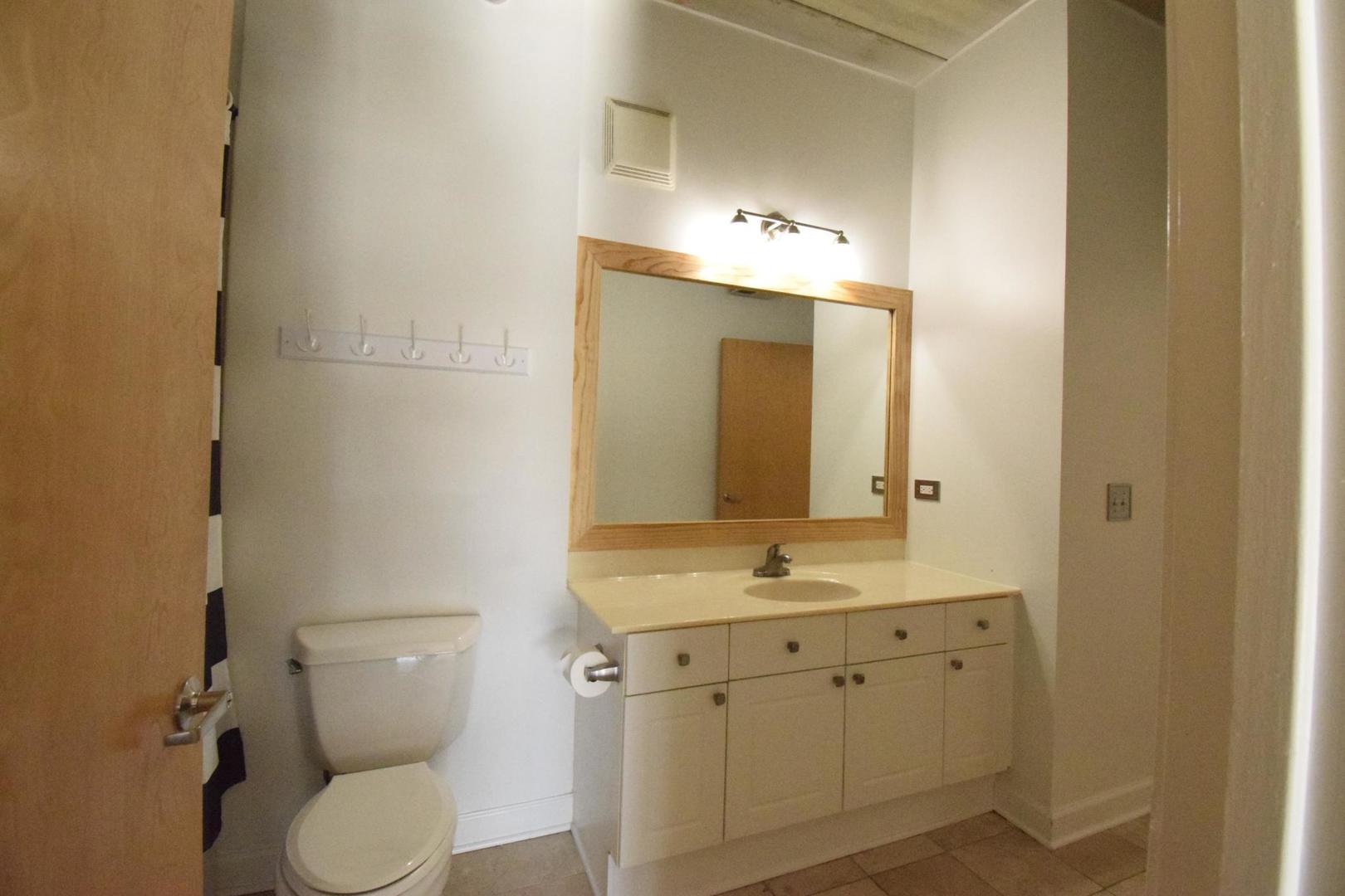 1440 S Michigan Avenue Unit: 415