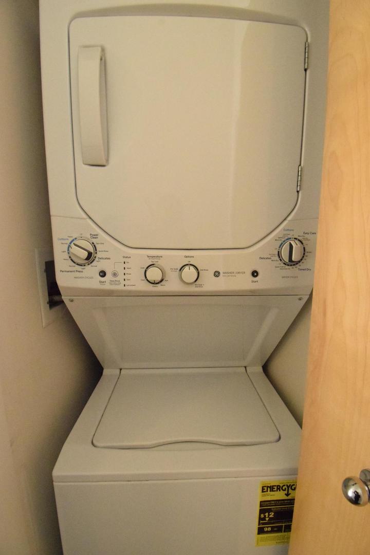 1440 S Michigan Avenue Unit: 415