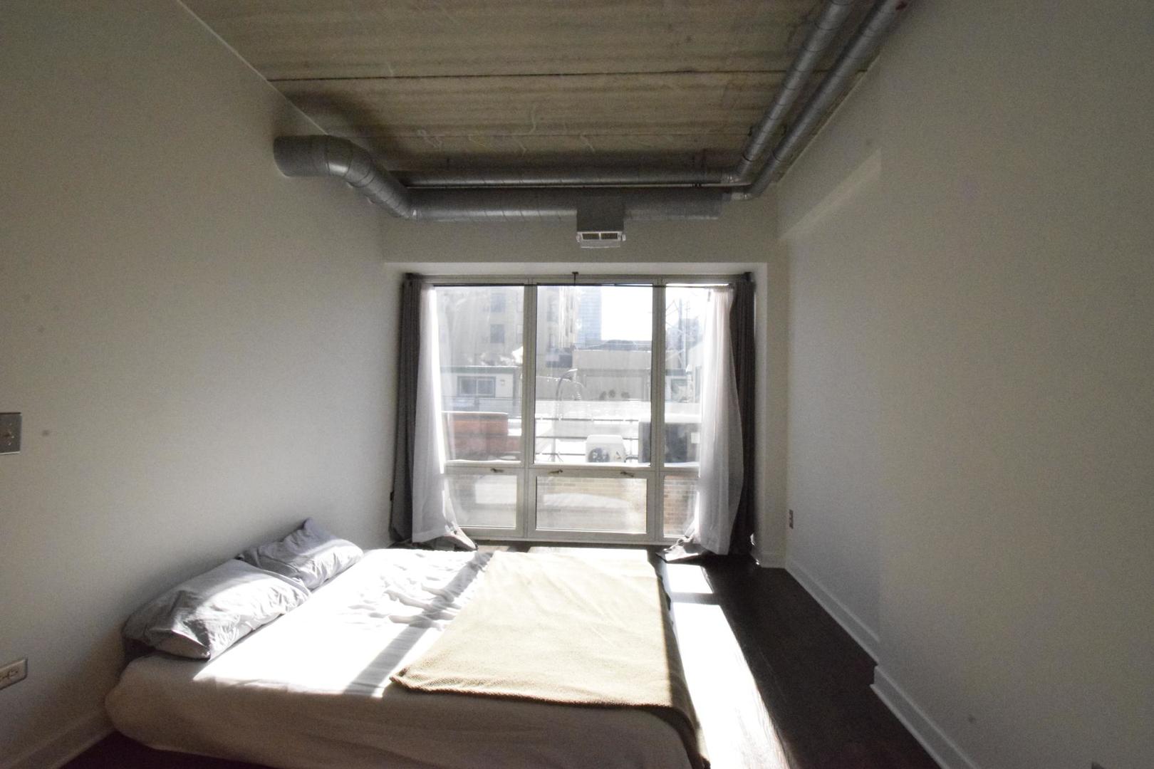 1440 S Michigan Avenue Unit: 415