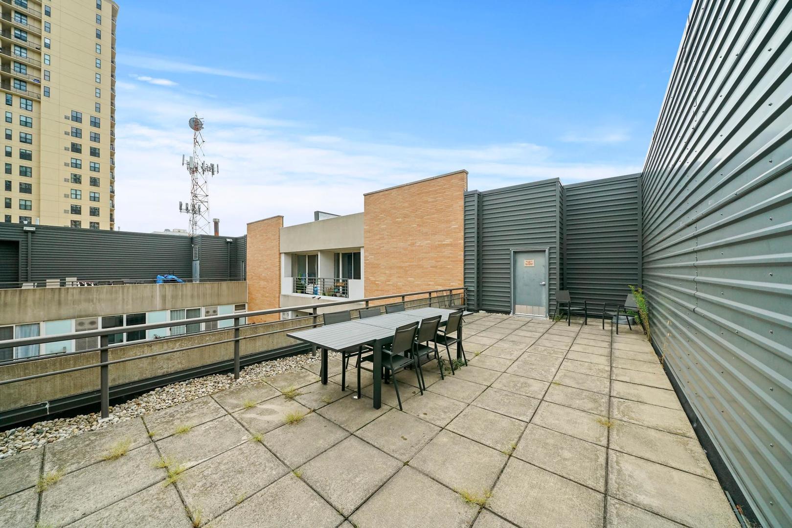 1440 S Michigan Avenue Unit: 415