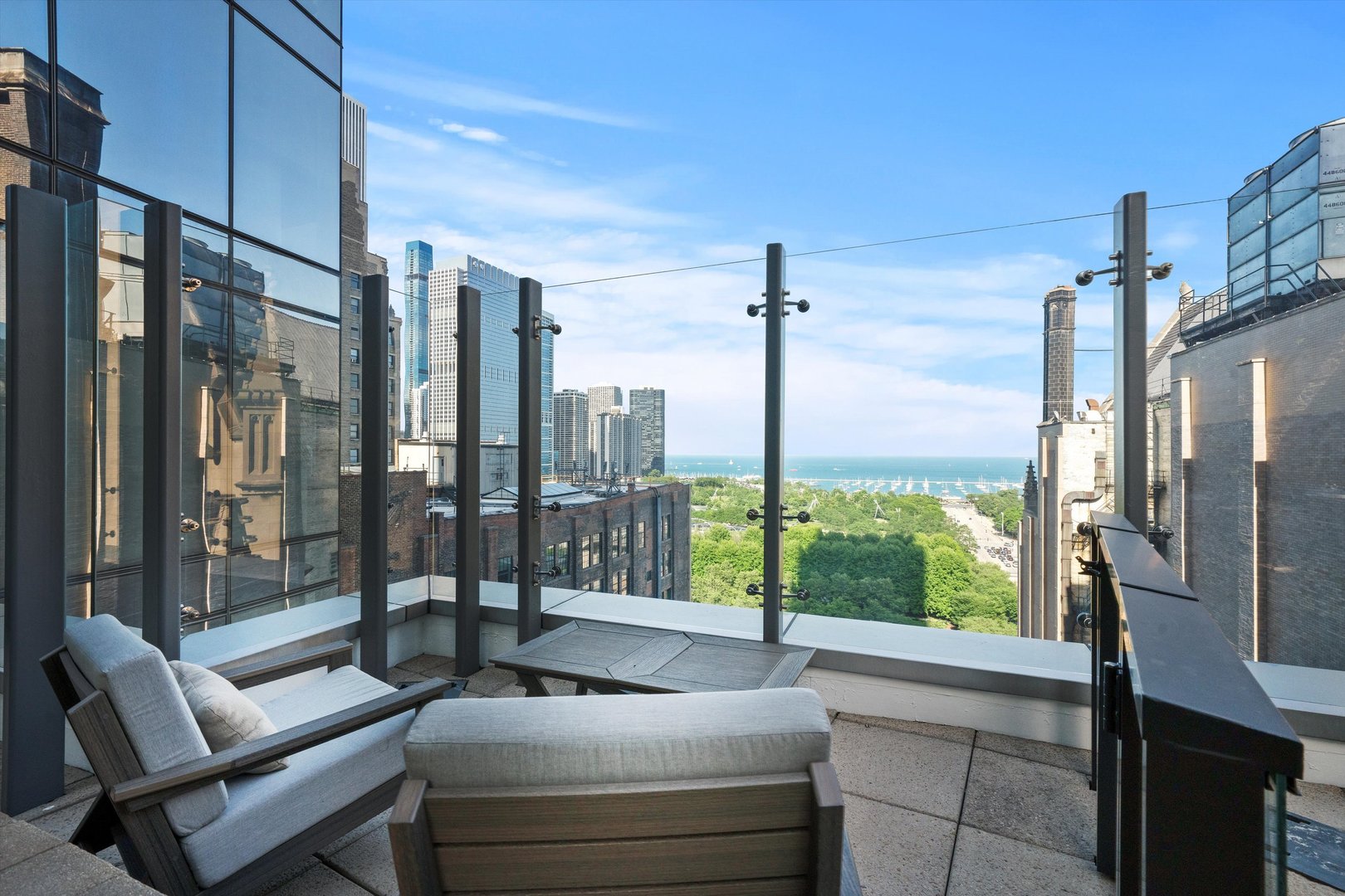 60 E Monroe Street Unit: 2808