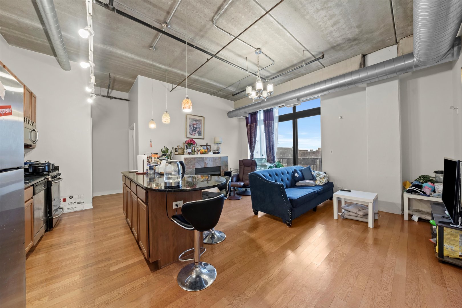 833 W 15th Place Unit: 509