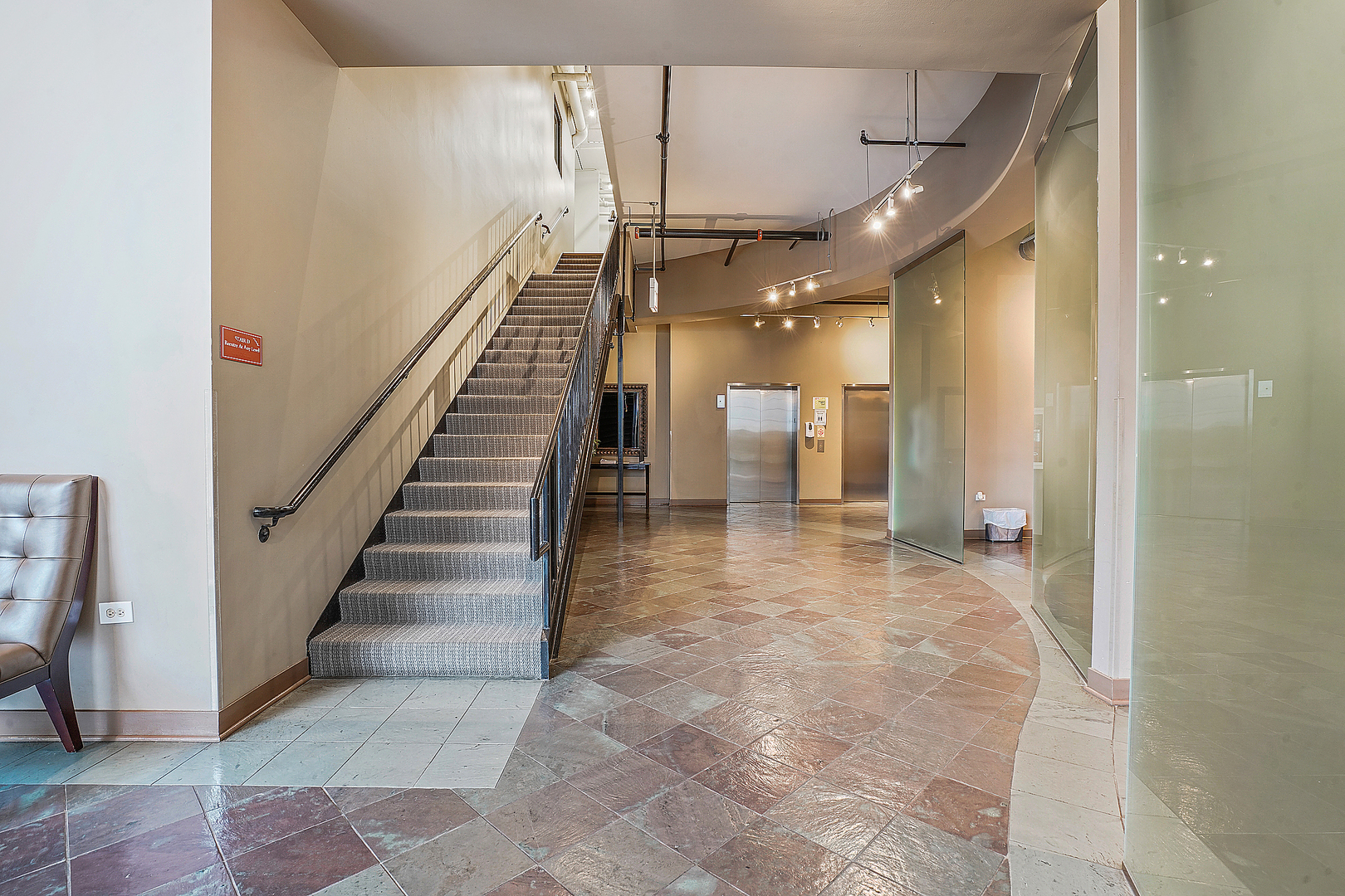 833 W 15th Place Unit: 509