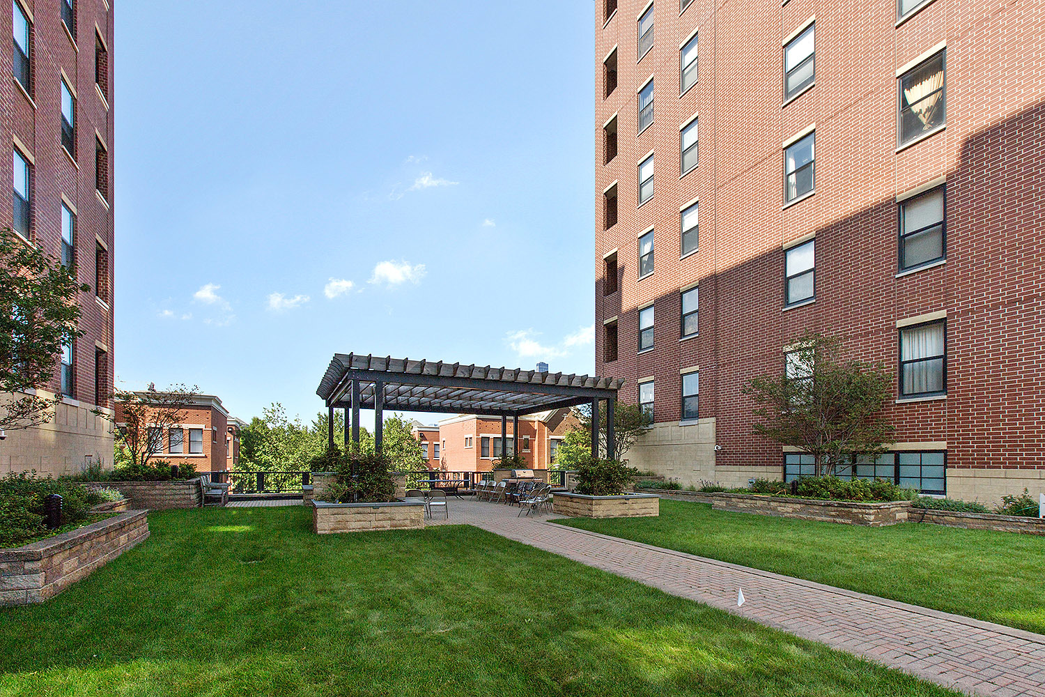 833 W 15th Place Unit: 509