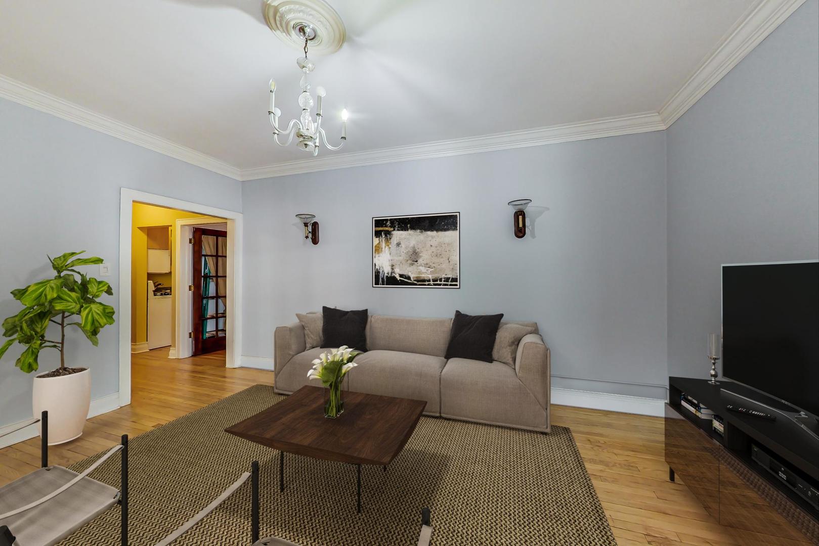 1062 W Granville Avenue Unit: 29