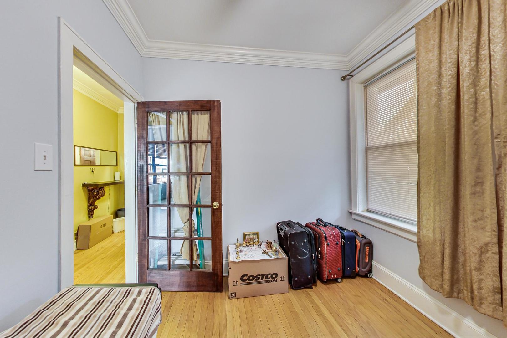 1062 W Granville Avenue Unit: 29