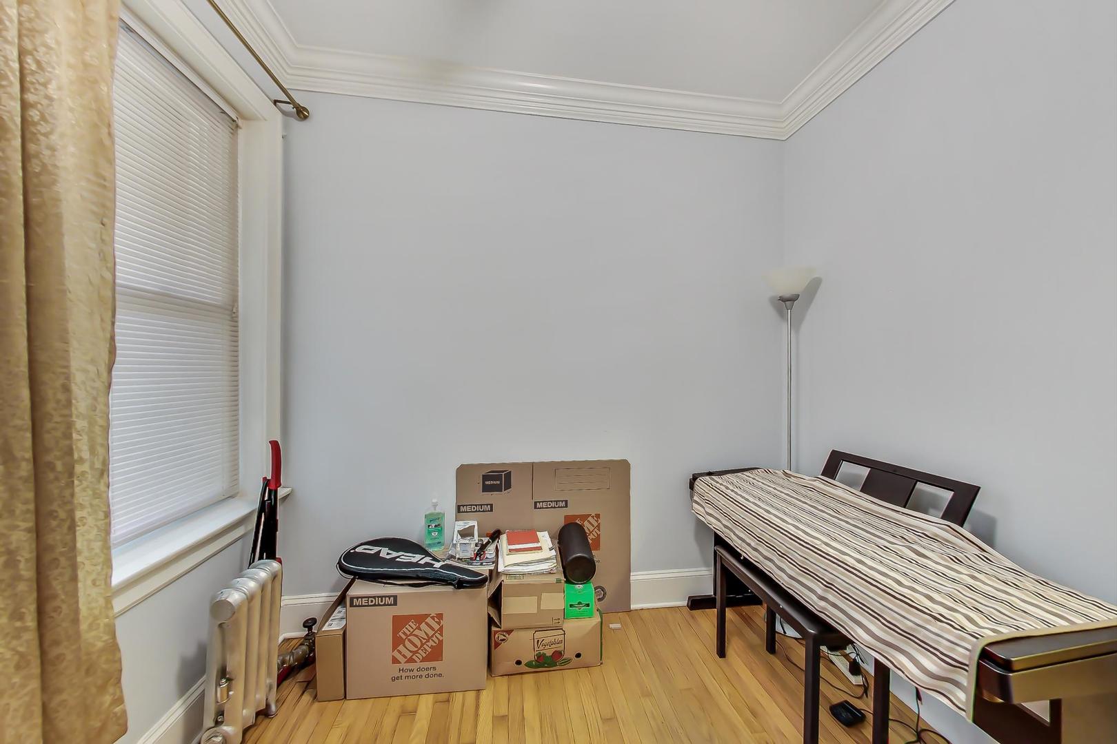 1062 W Granville Avenue Unit: 29