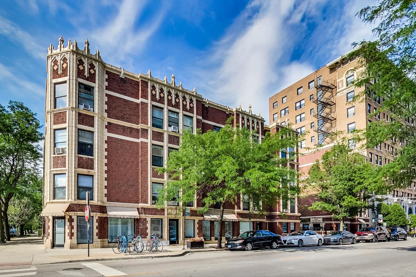 1062 W Granville Avenue Unit: 29