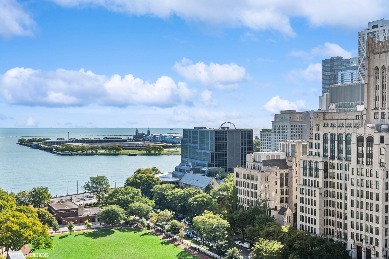 210 E Pearson Street Unit: 2A