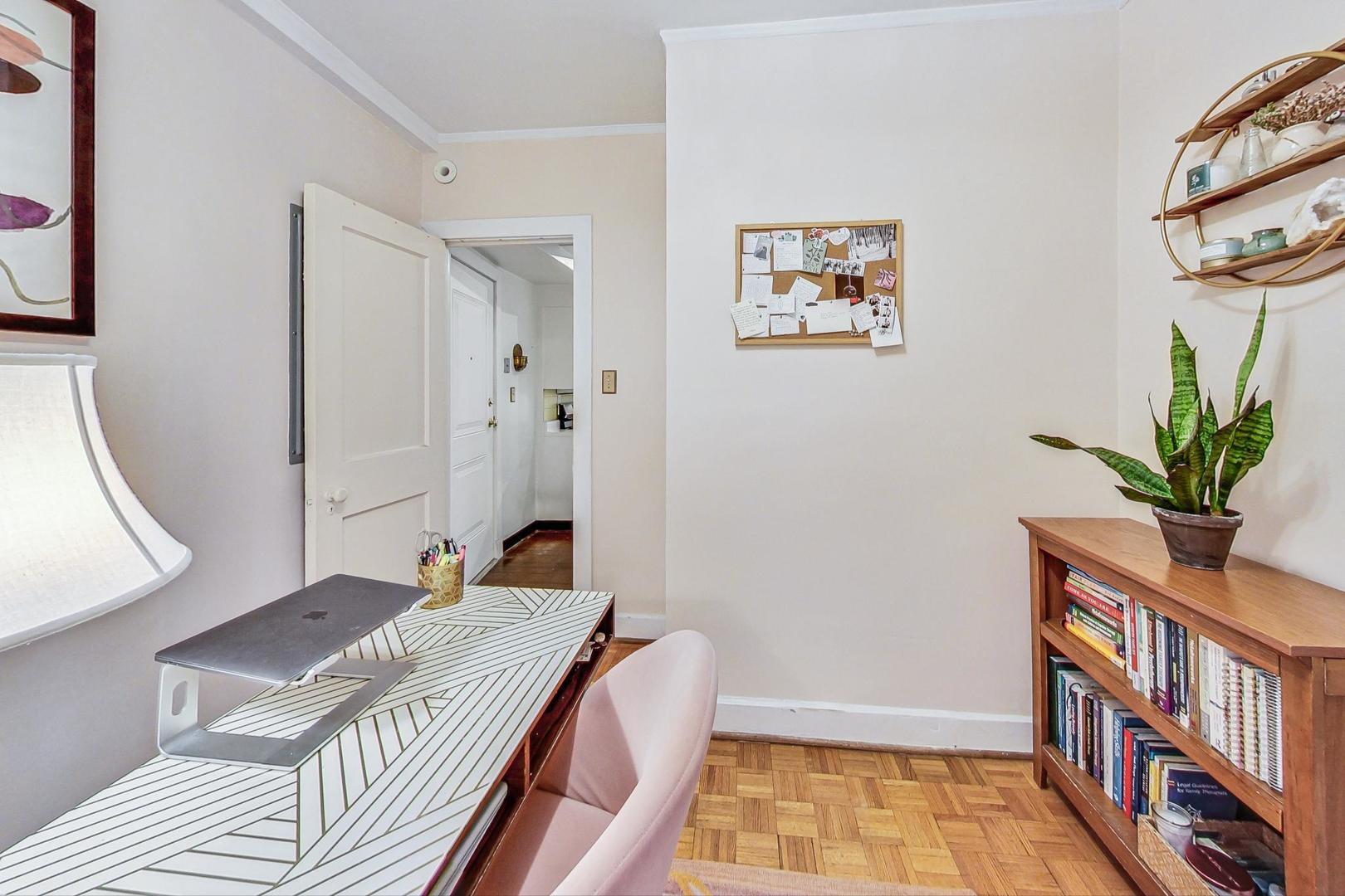 210 E Pearson Street Unit: 2A