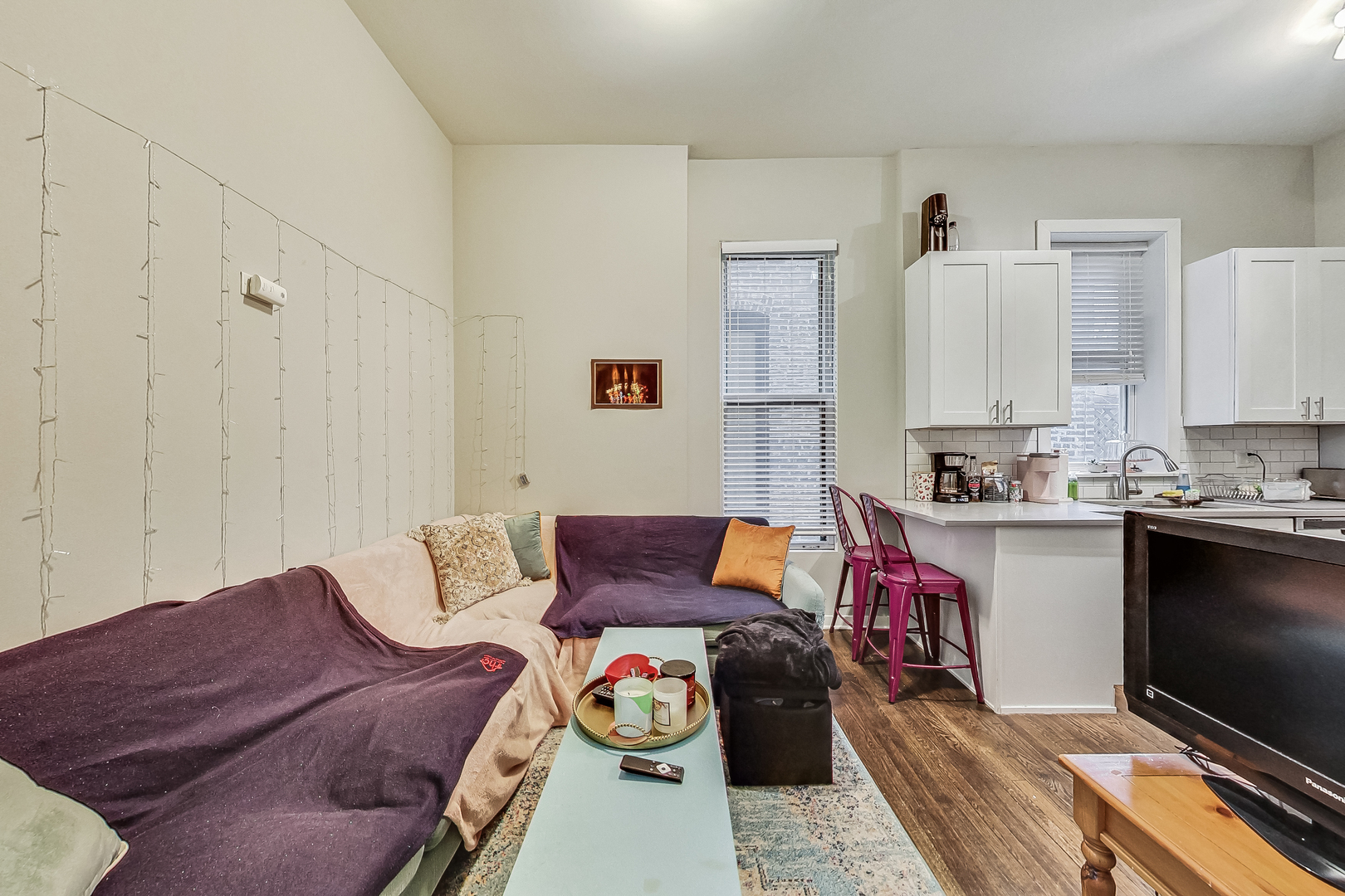 2106 N BISSELL Street