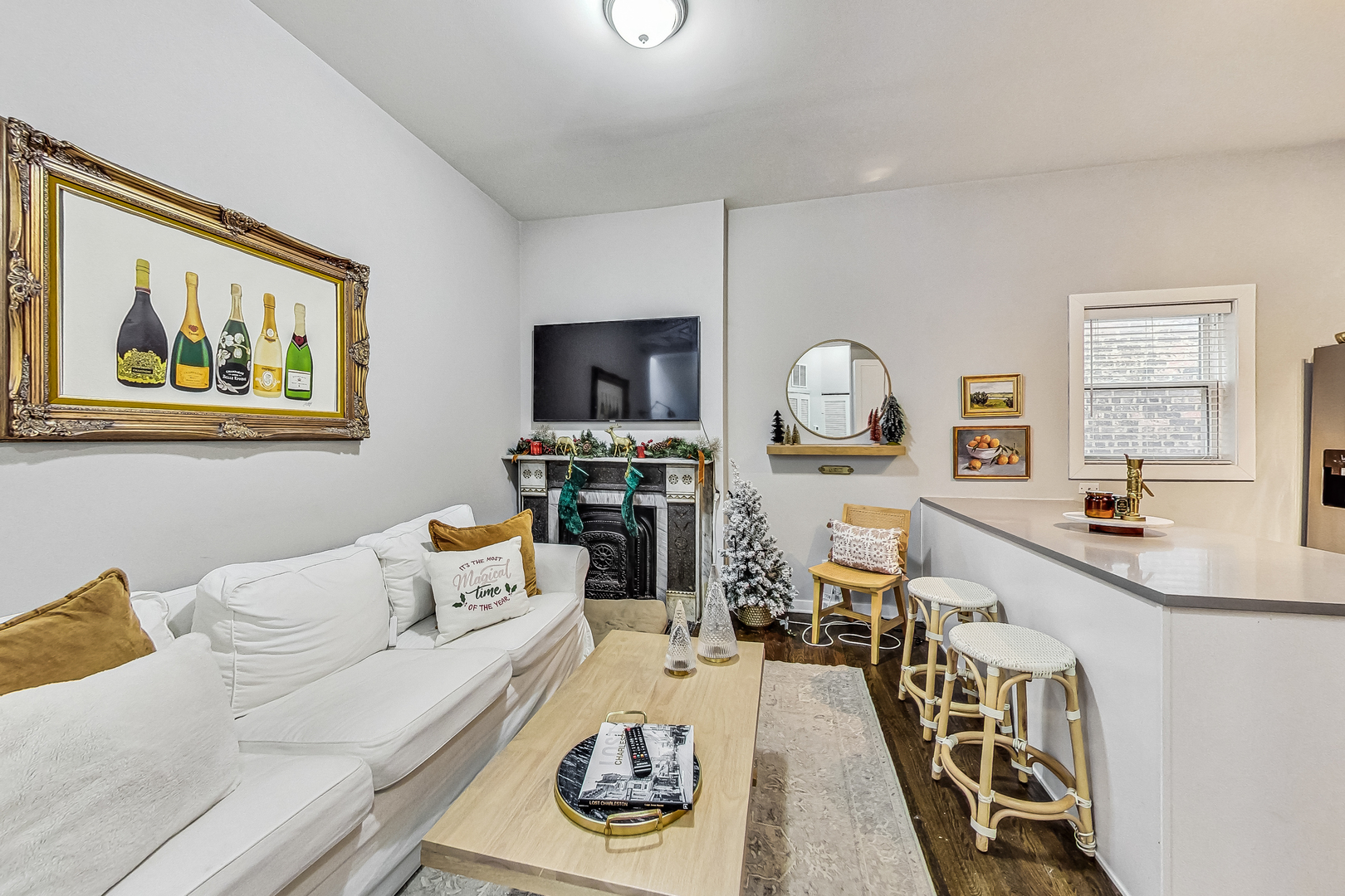 2106 N BISSELL Street