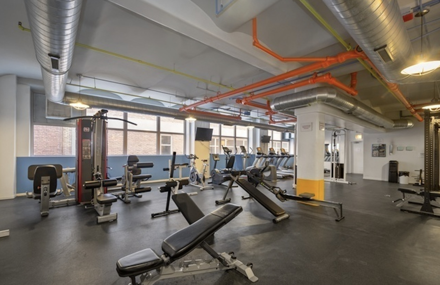 500 S Clinton Street Unit: 422