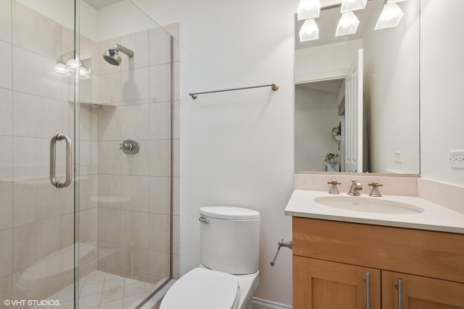 1225 N Paulina Street Unit: 3S
