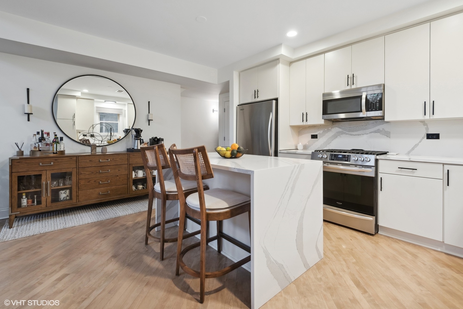 1225 N Paulina Street Unit: 3S