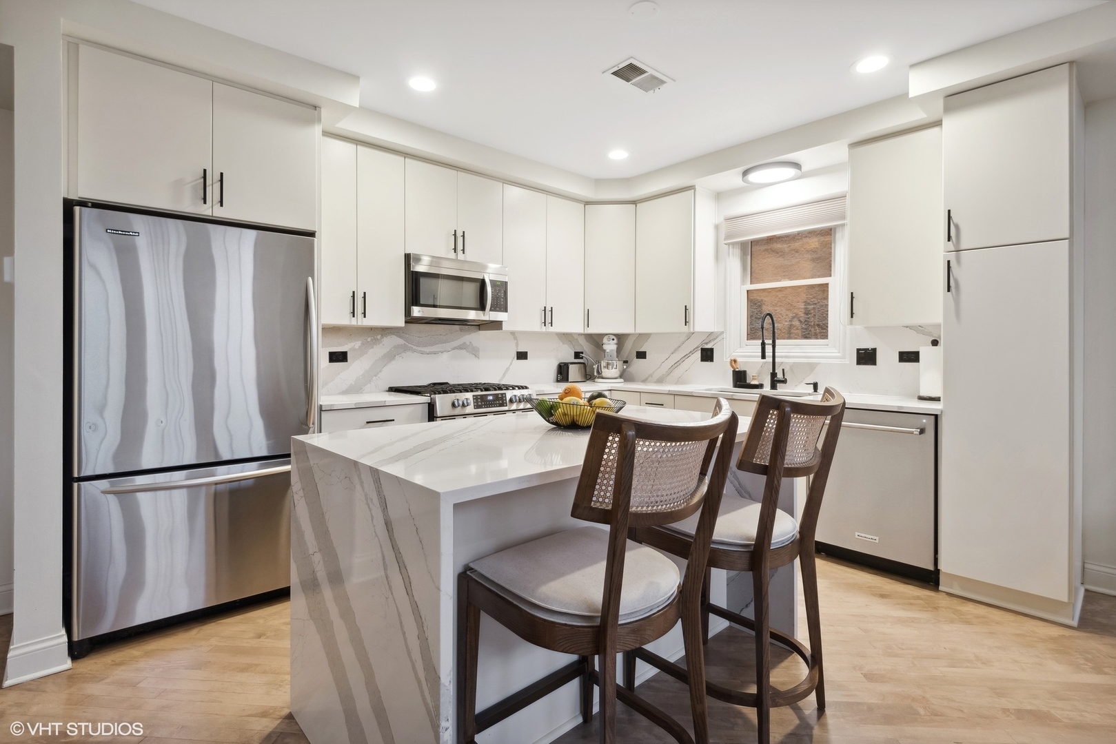 1225 N Paulina Street Unit: 3S