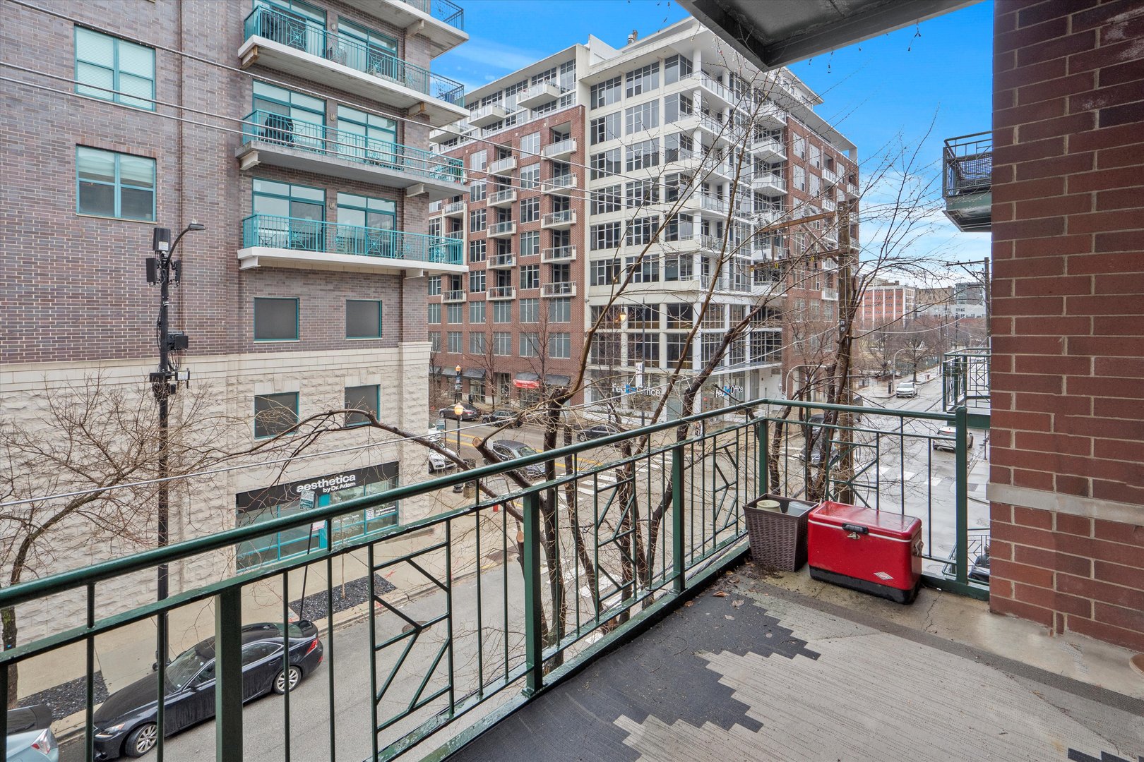 936 W MADISON Street Unit: 3B