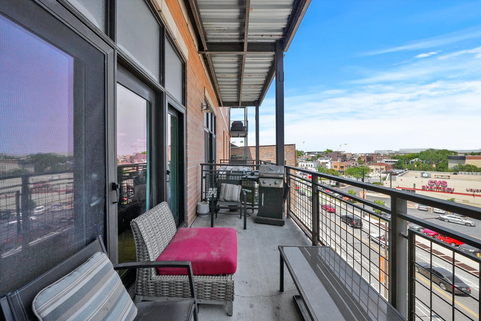 725 N Aberdeen Street Unit: 402
