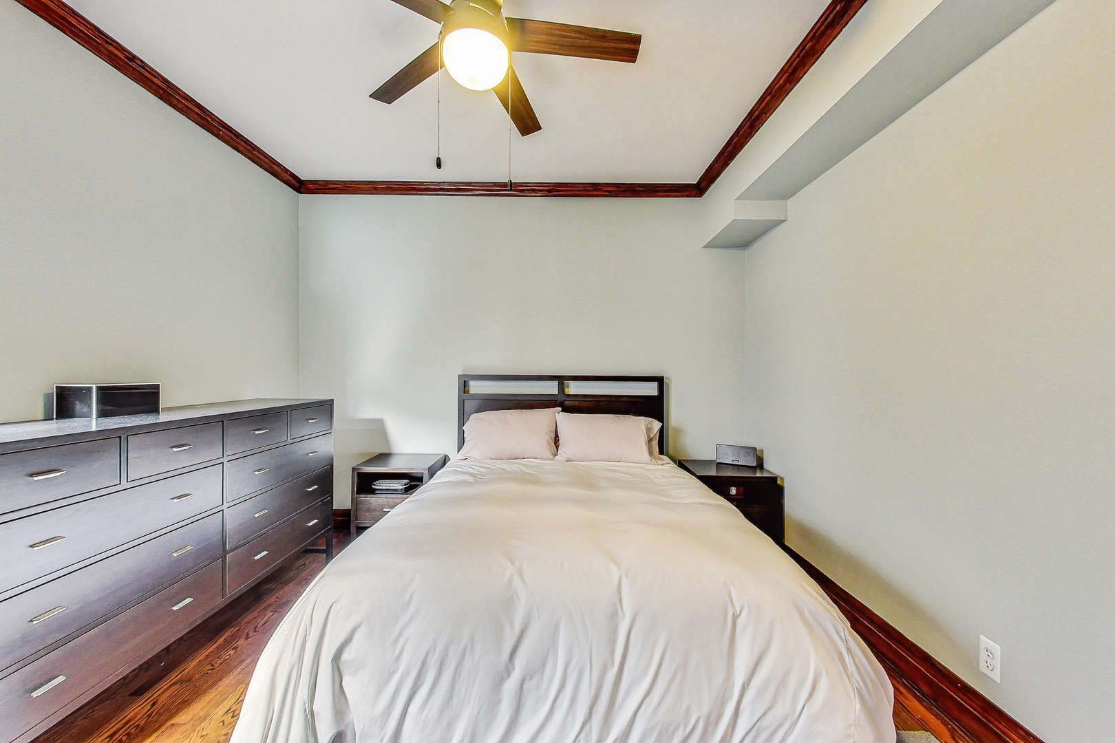 817 W George Street Unit: 3W