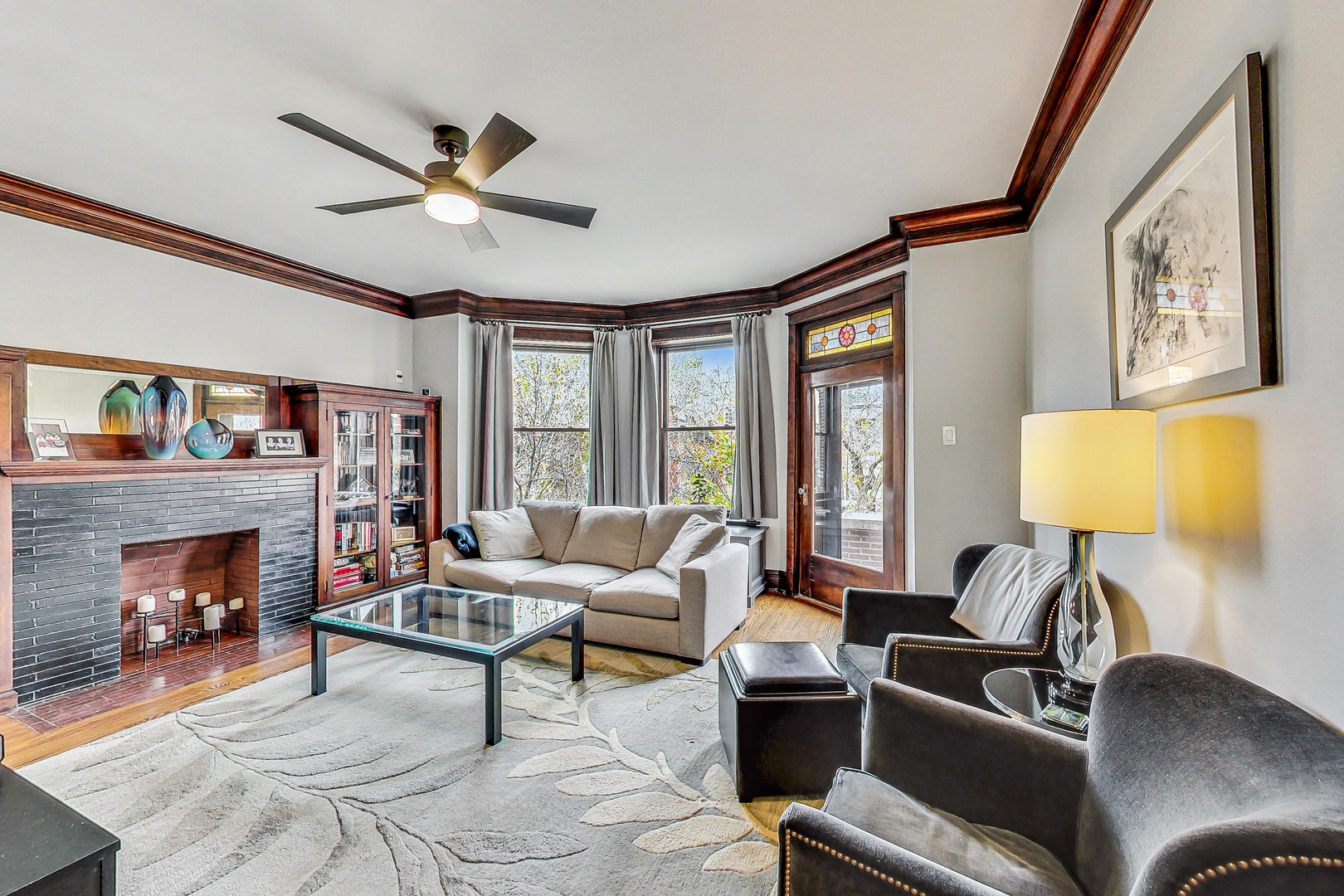 817 W George Street Unit: 3W