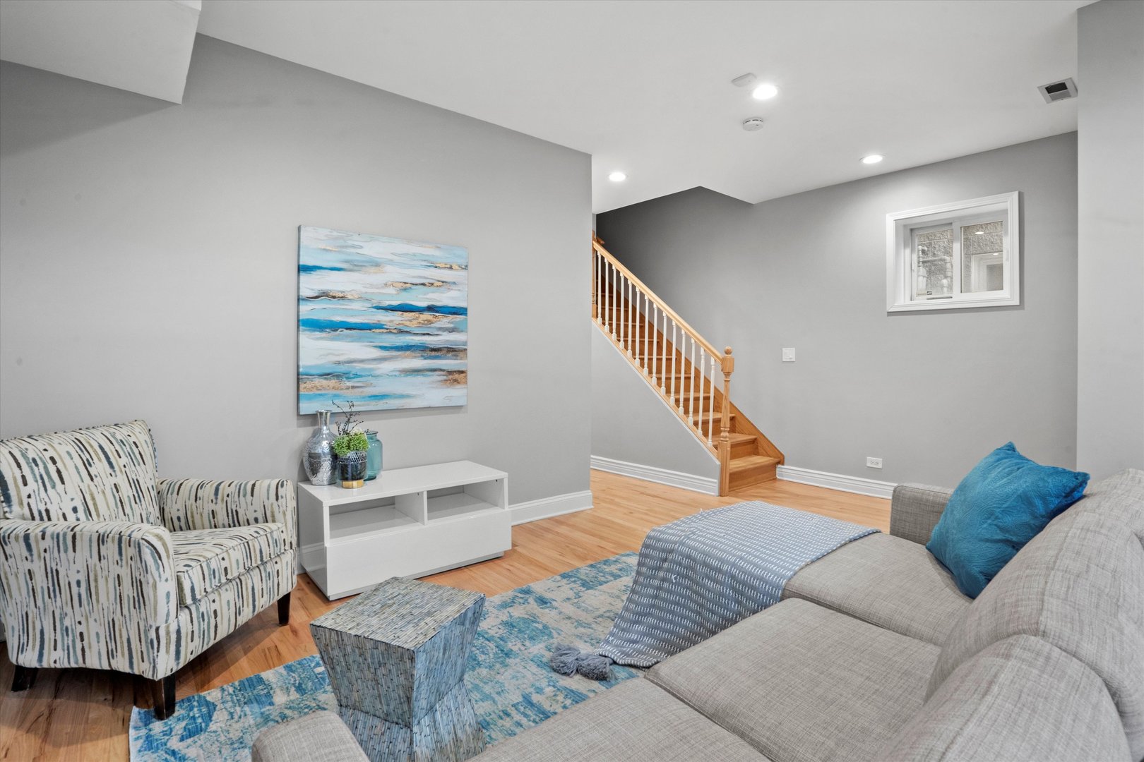 819 N Bishop Street Unit: 1