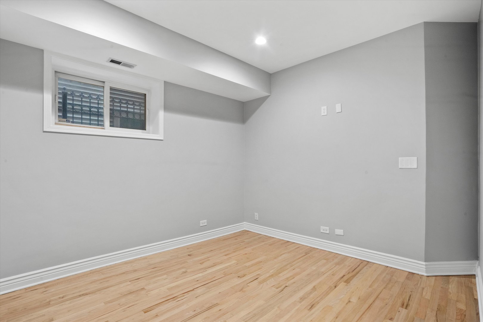 819 N Bishop Street Unit: 1