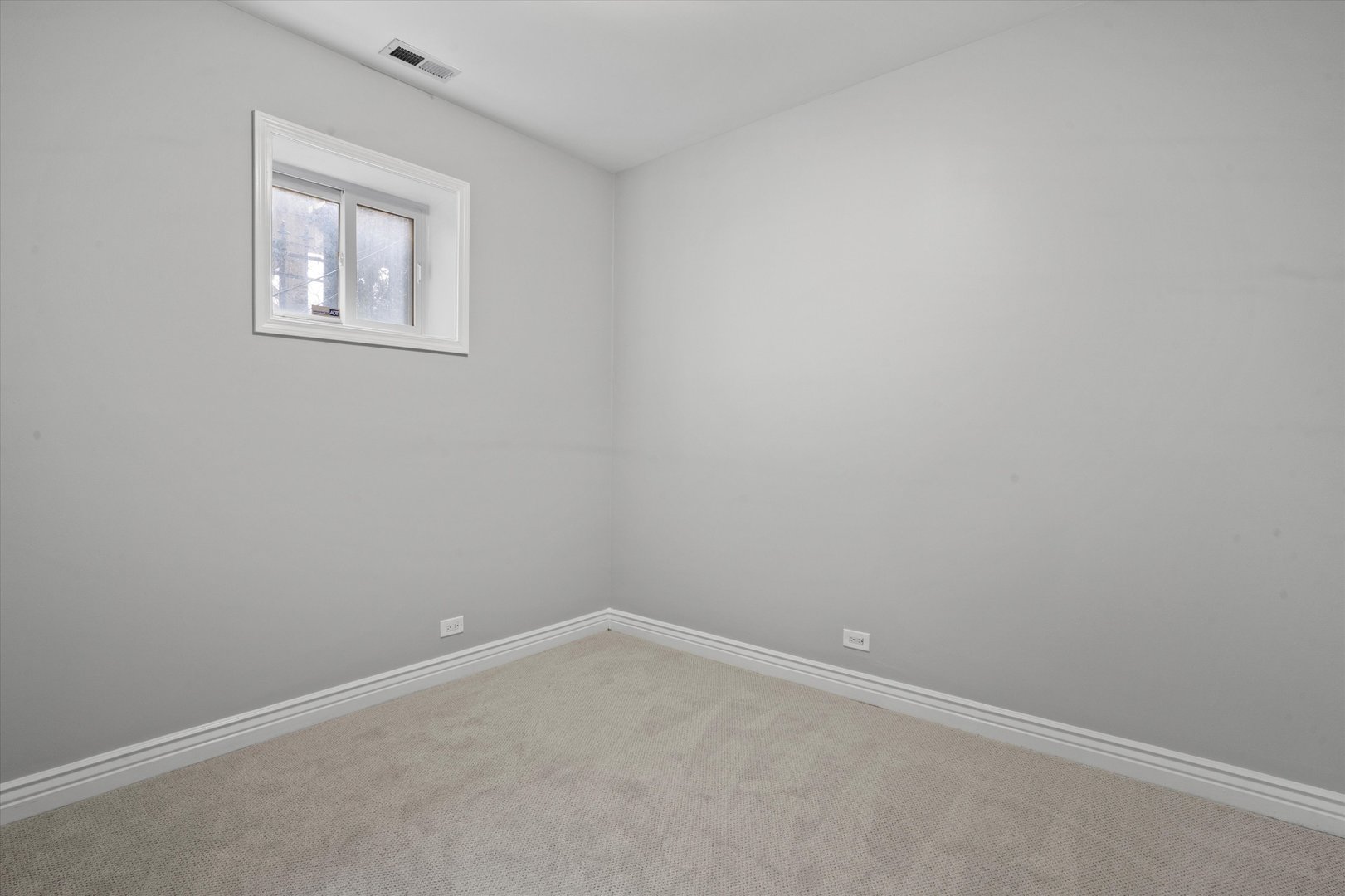 819 N Bishop Street Unit: 1