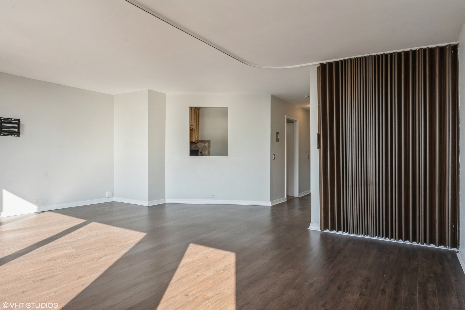 5415 N Sheridan Road Unit: 2012