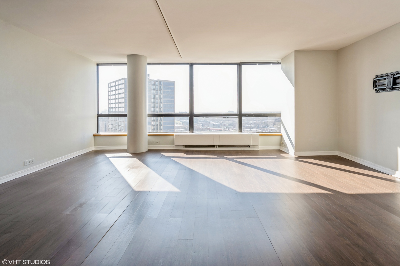 5415 N Sheridan Road Unit: 2012