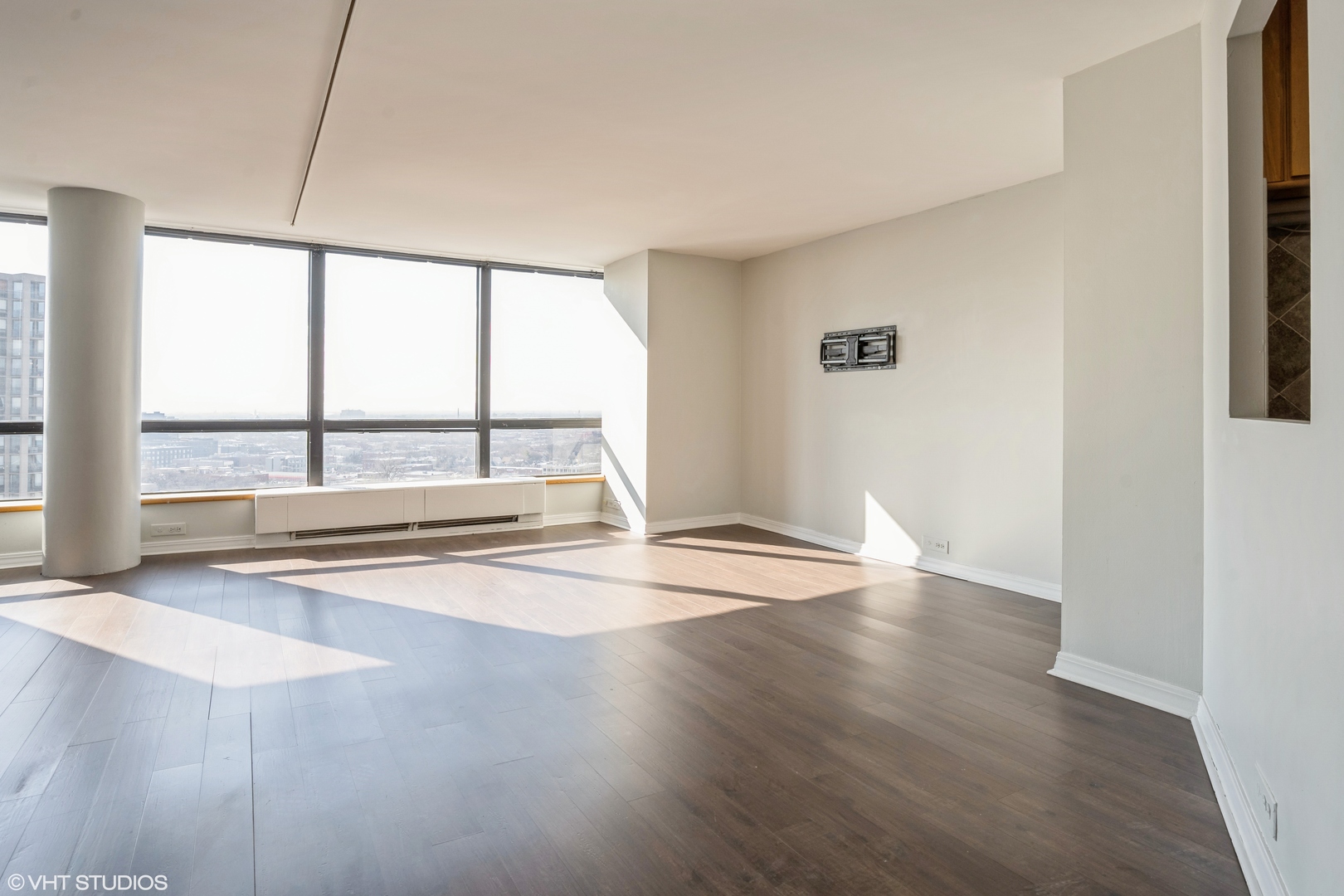 5415 N Sheridan Road Unit: 2012