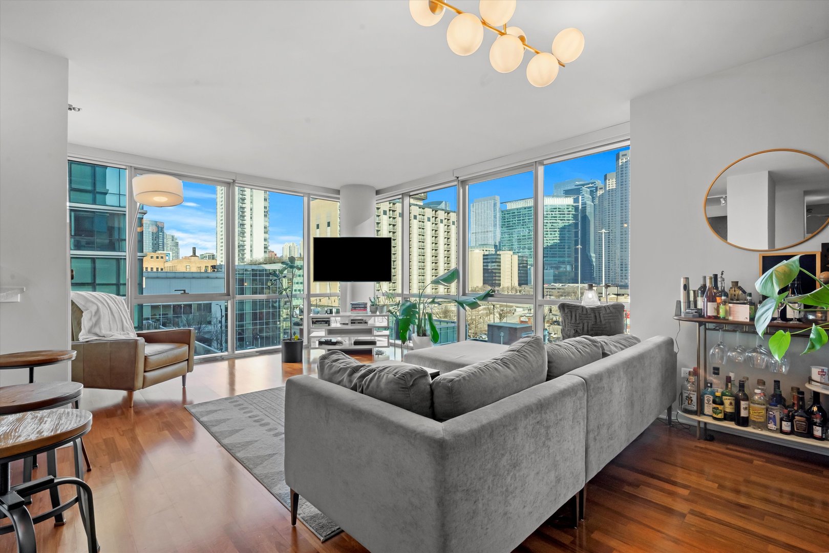 125 S Green Street Unit: 503A