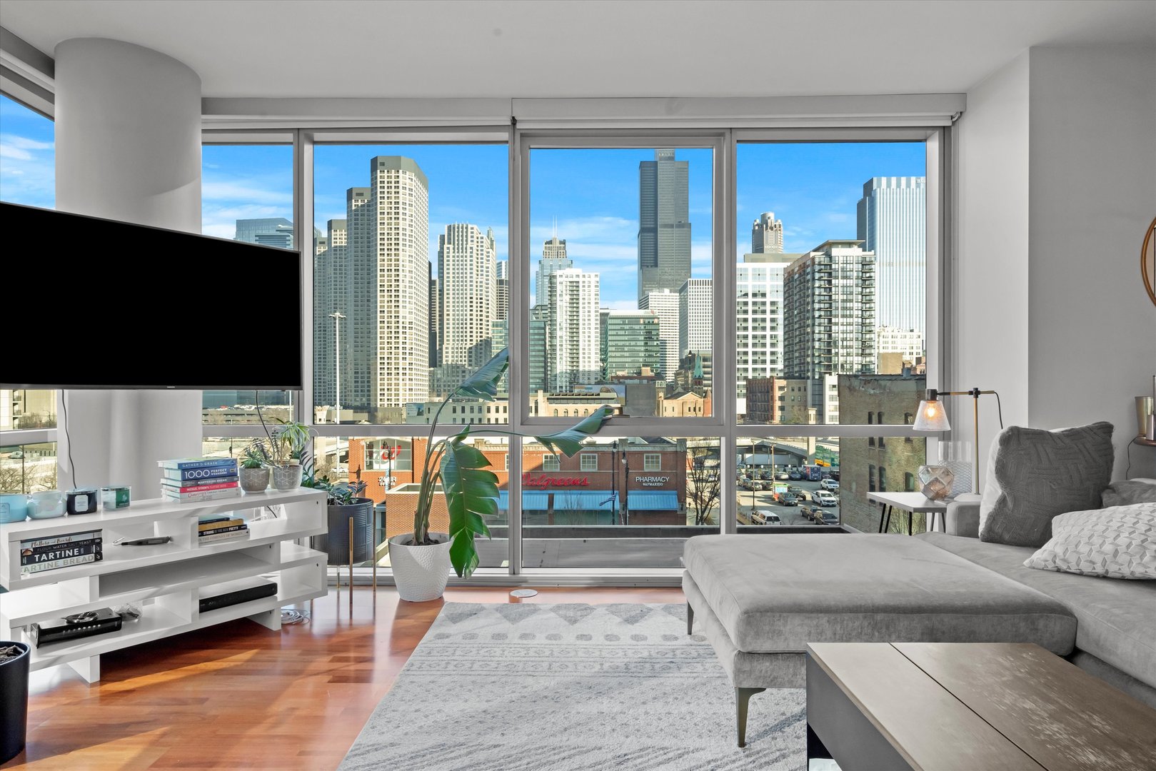 125 S Green Street Unit: 503A