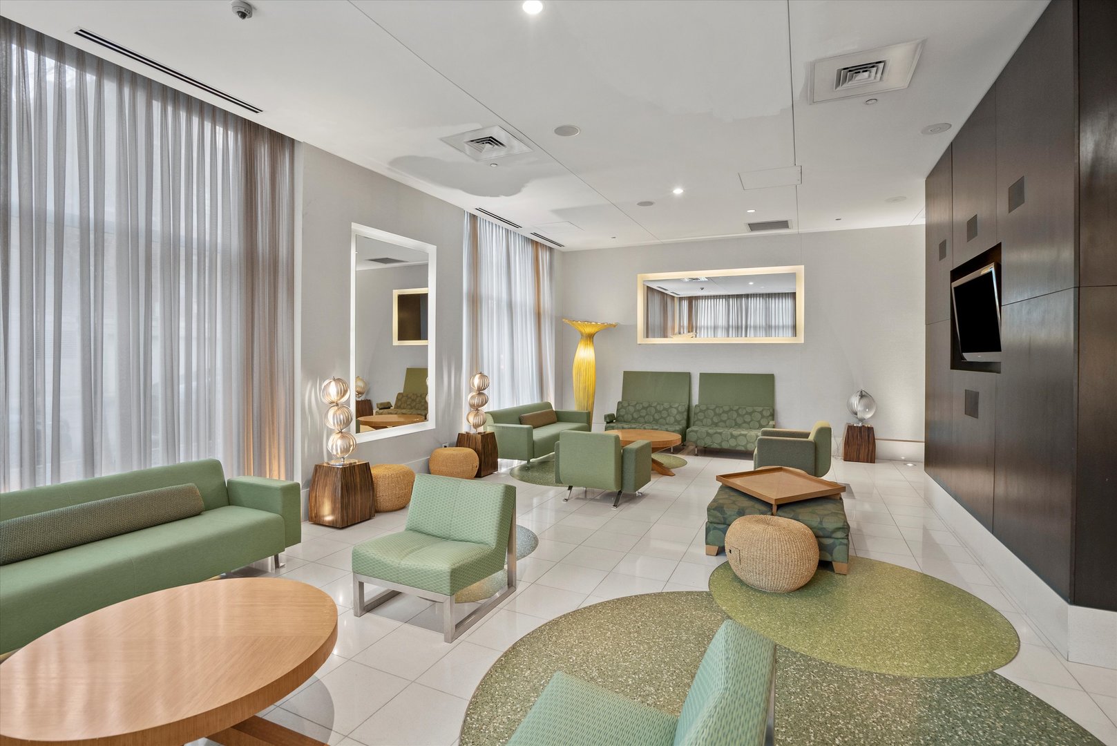 125 S Green Street Unit: 503A